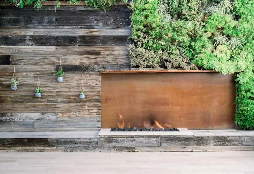 Hotelli Scp Seven4one