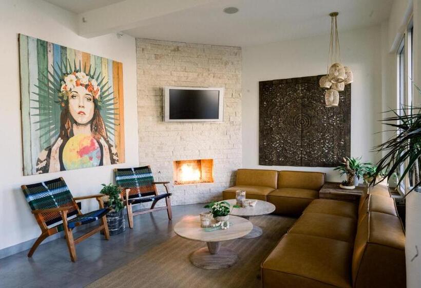 فندق Scp Seven4one