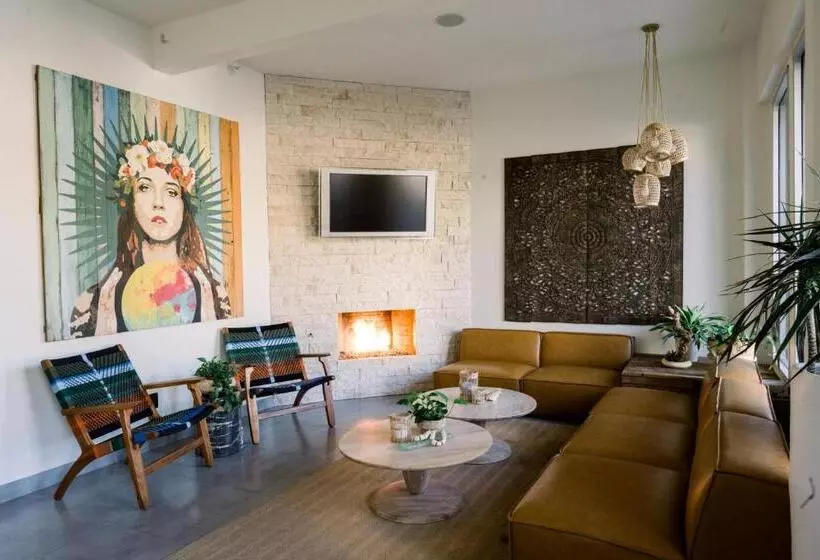 Hotelli Scp Seven4one