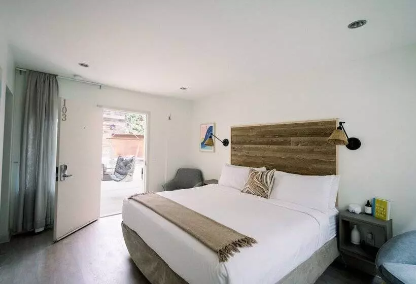 Hotelli Scp Seven4one