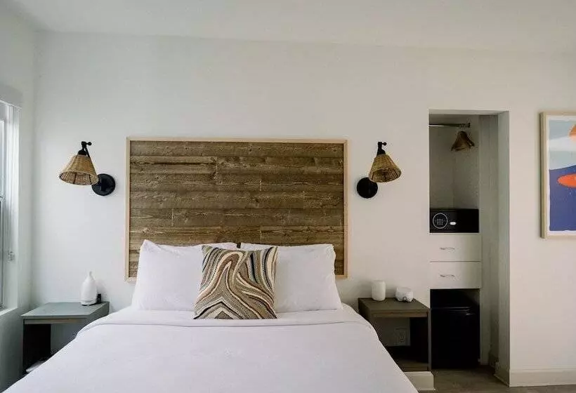 Hotelli Scp Seven4one