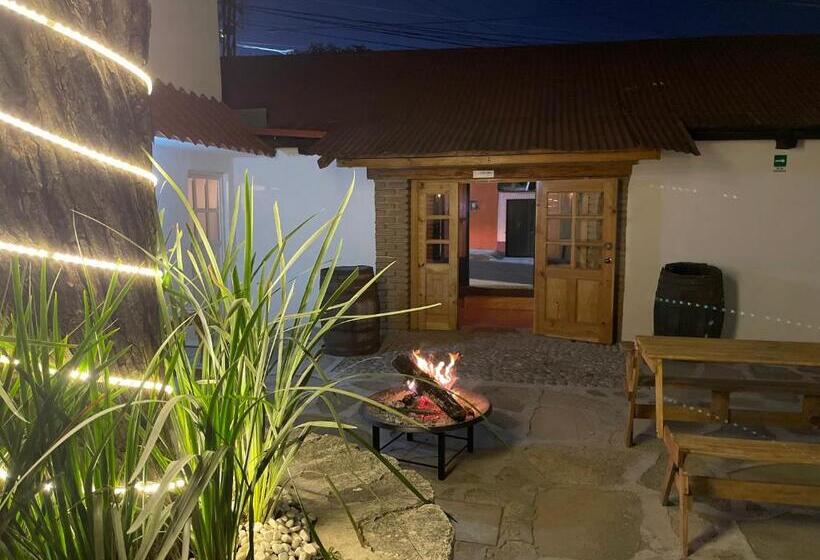 بنسيون Casa Valentino Trattoria & Alojamiento