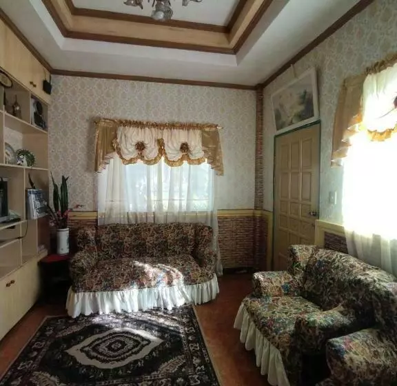 پانسیون Gelos Place Myra Oliver Real Estate Leasing