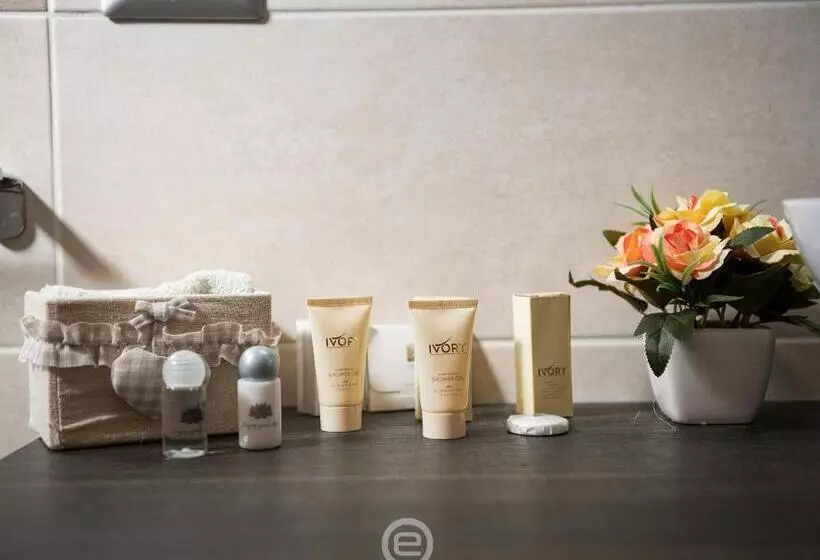 Majatalo Villa Monica   Suites