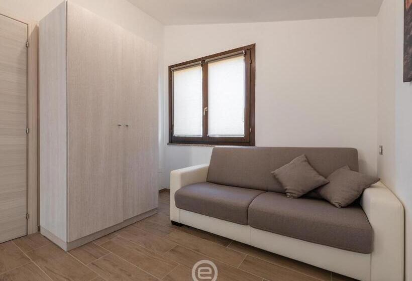 膳宿费 Villa Monica   Suites