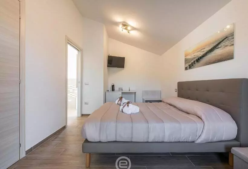 Majatalo Villa Monica   Suites