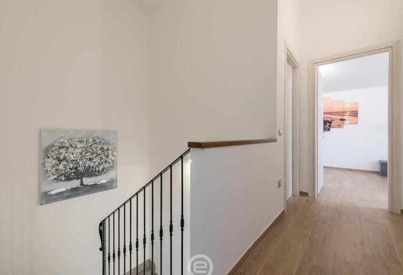 膳宿费 Villa Monica   Suites