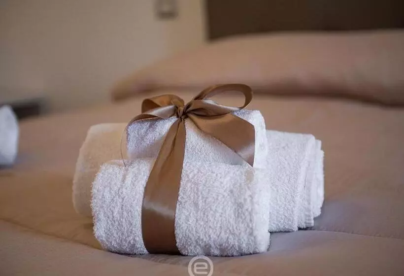 Majatalo Villa Monica   Suites