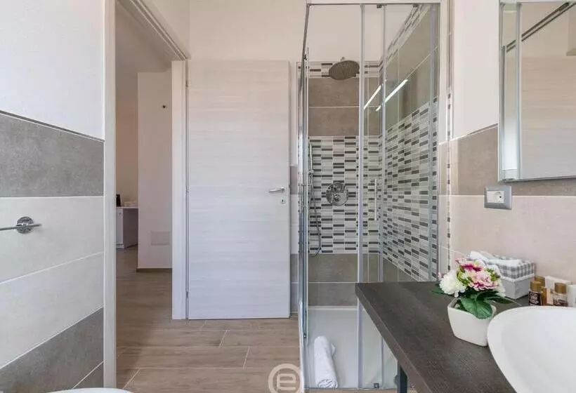 Majatalo Villa Monica   Suites