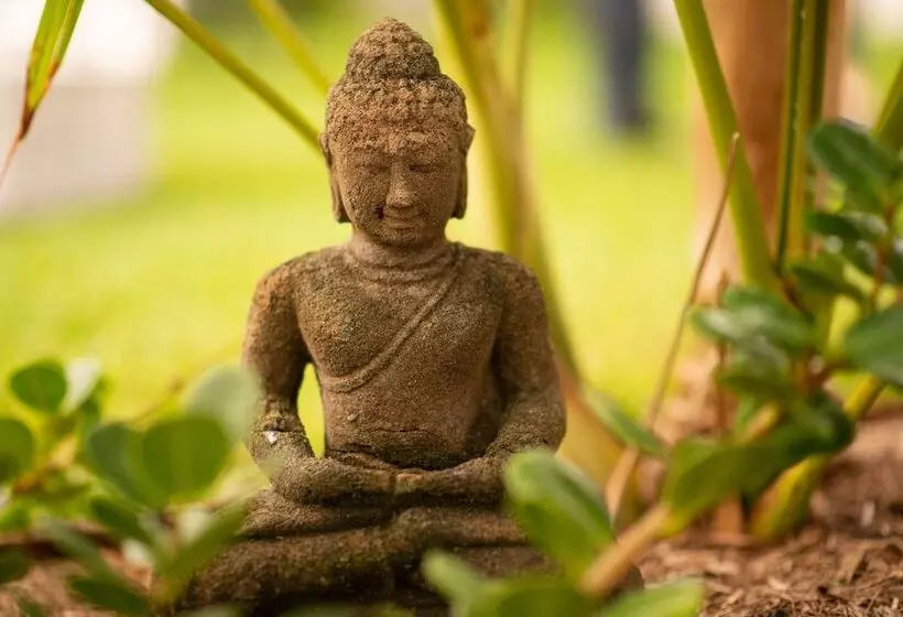 Blue Heron Boutique Motel