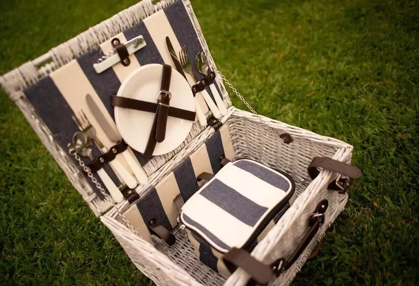 Blue Heron Boutique Motel