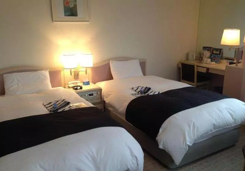 Apa Hotel Takaoka Marunouchi