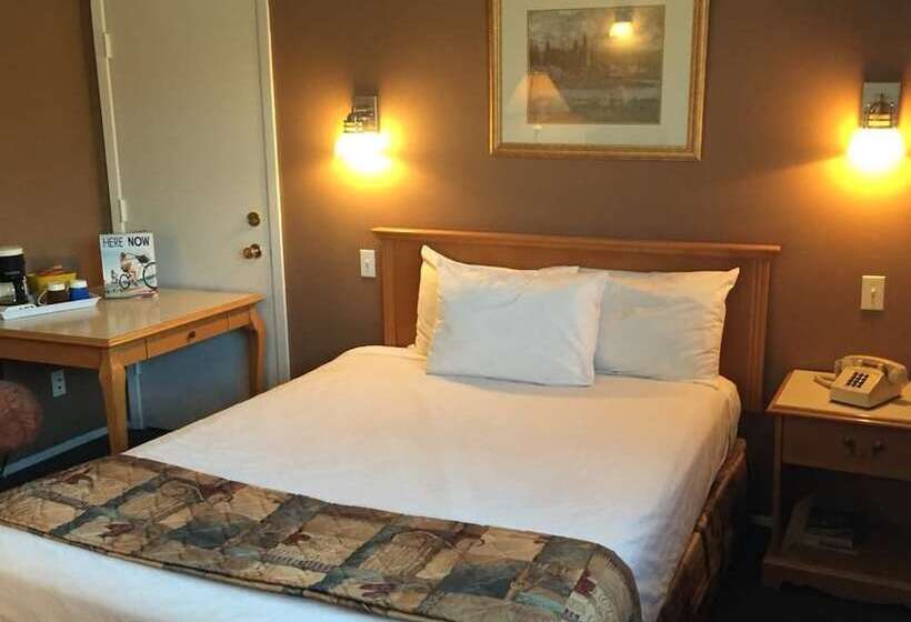 호텔 Canadas Best Value Inn Kelowna