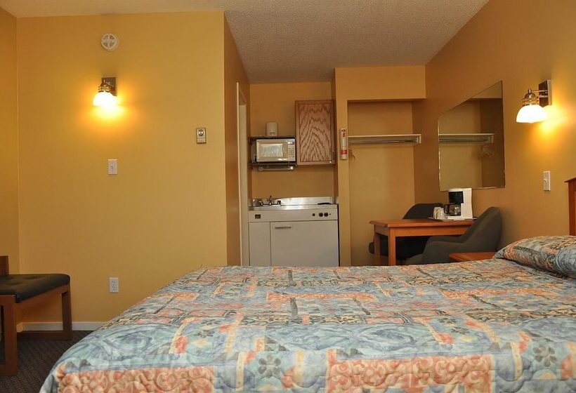 호텔 Canadas Best Value Inn Kelowna