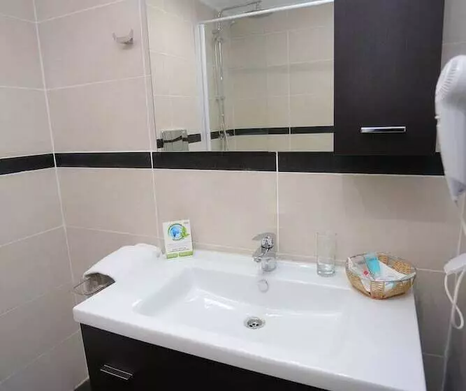 هتل Chagala Aktau