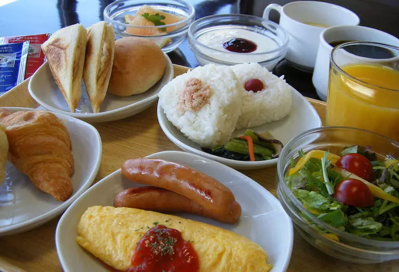 בית מלון כפרי Dormy Inn Express Hakodate Goryokaku