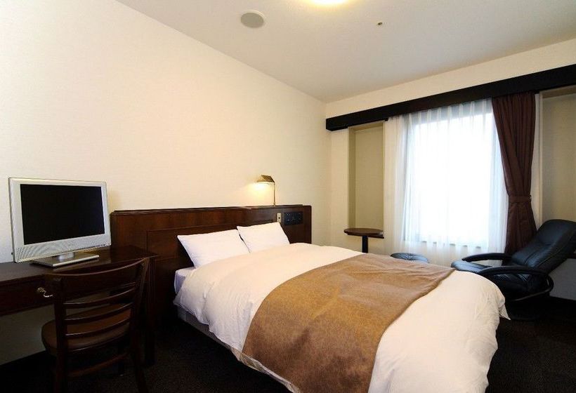 בית מלון כפרי Dormy Inn Express Hakodate Goryokaku