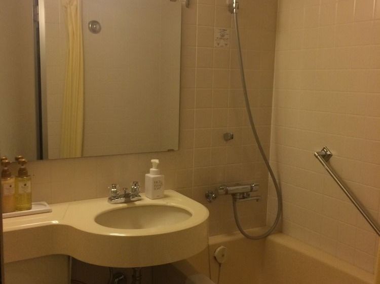 בית מלון כפרי Dormy Inn Express Hakodate Goryokaku