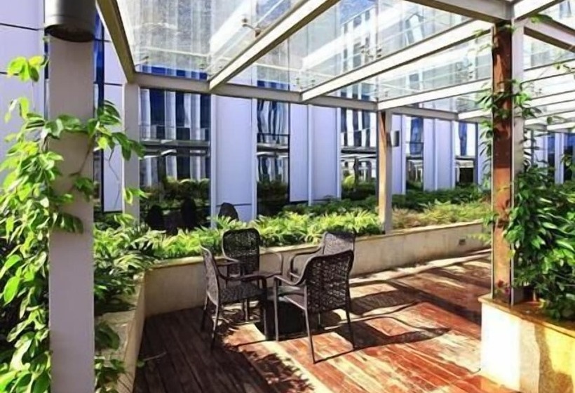 Golden Eagle Summit Hotel Kunming