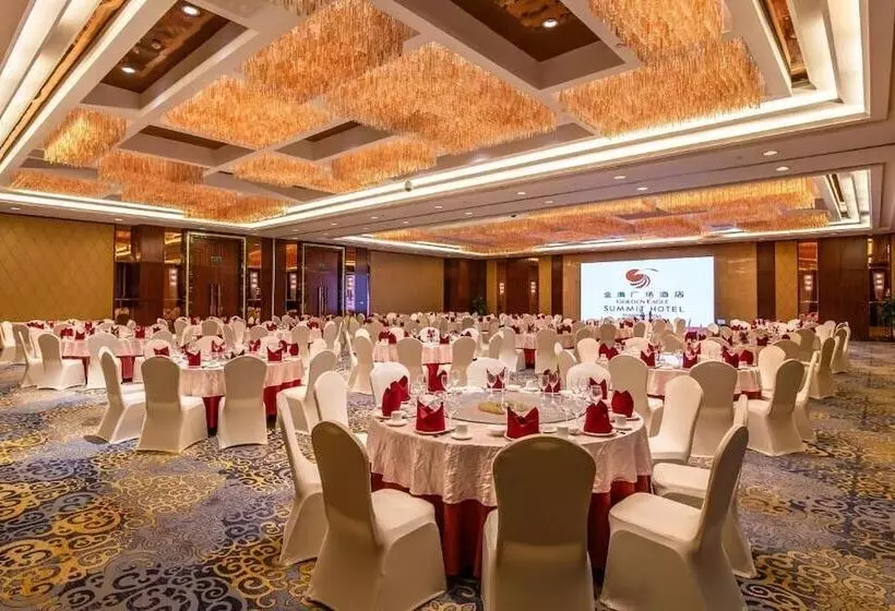 Golden Eagle Summit Hotel Kunming