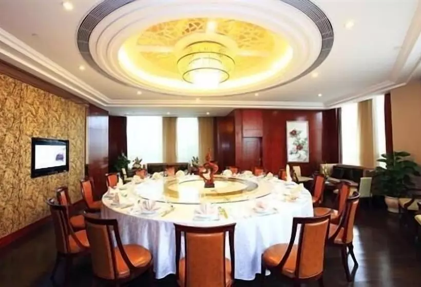 Golden Eagle Summit Hotel Kunming
