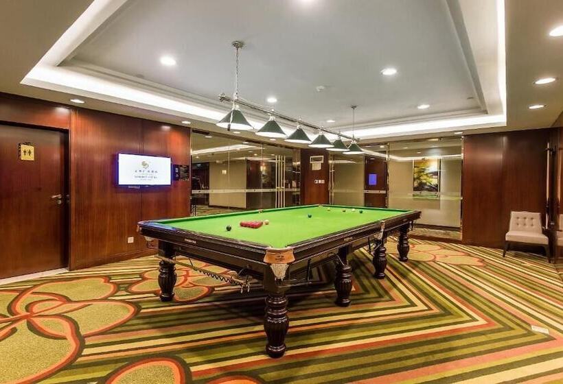 Golden Eagle Summit Hotel Kunming