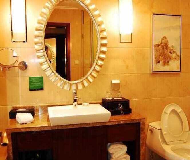 Golden Eagle Summit Hotel Kunming