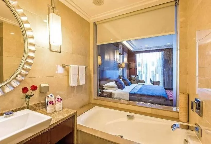 Golden Eagle Summit Hotel Kunming