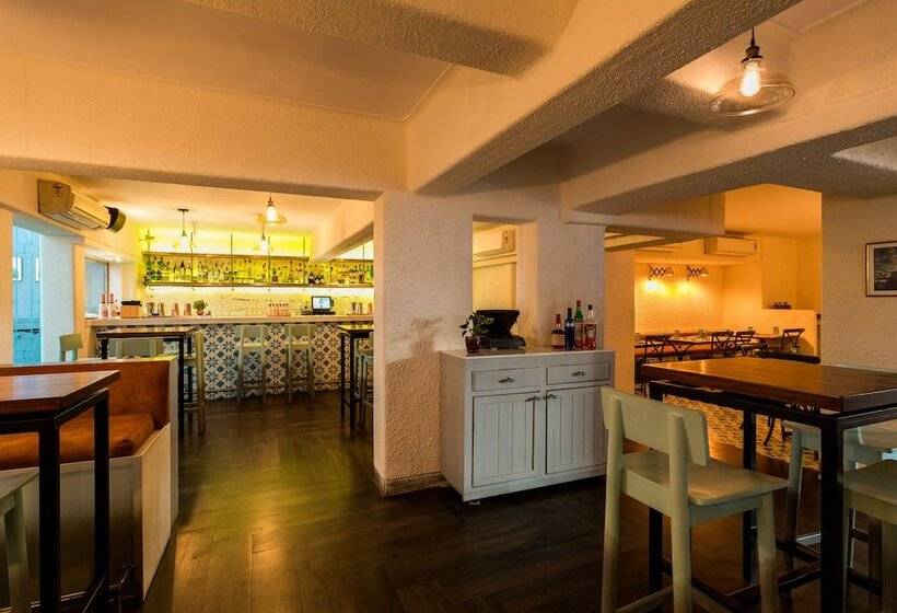 Le Sutra Hotel, Khar, Mumbai