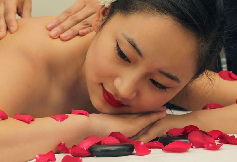 Le Sutra Hotel, Khar, Mumbai