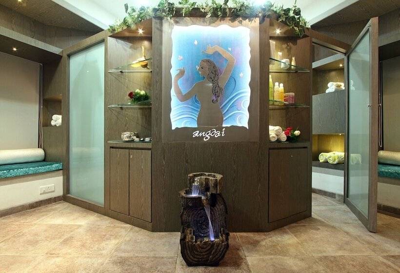 Le Sutra Hotel, Khar, Mumbai