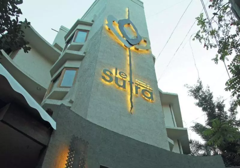 Le Sutra Hotel, Khar, Mumbai