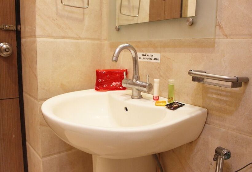 בית מלון כפרי Shree Residency