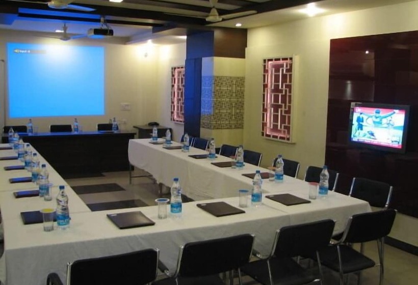 בית מלון כפרי Shree Residency