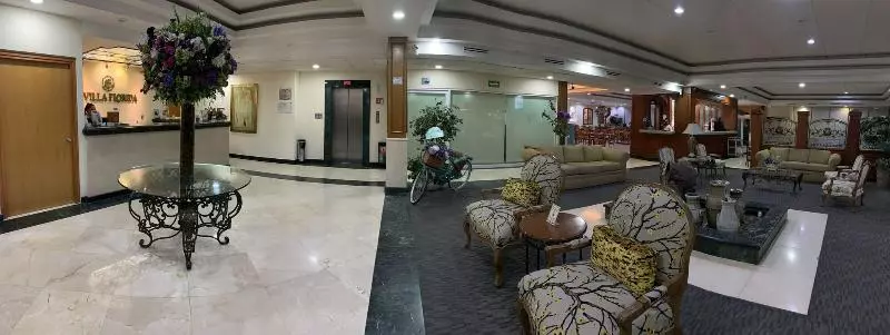 فندق Villa Florida Puebla