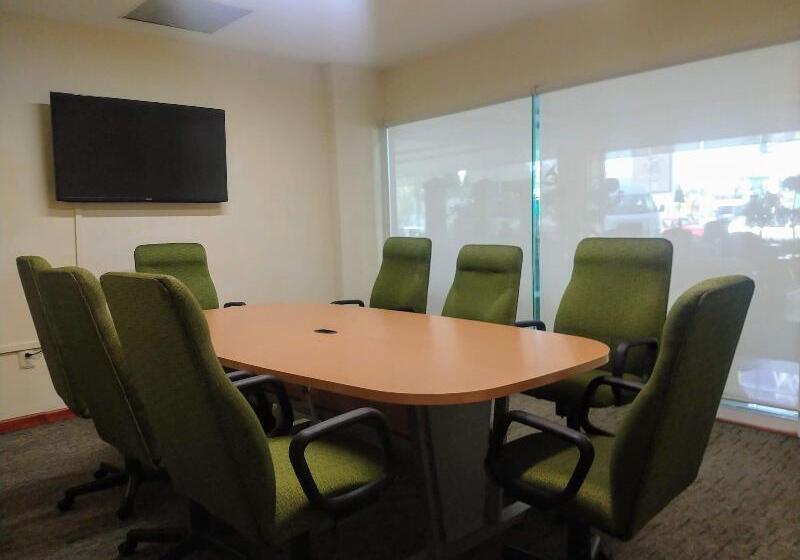 هتل Villa Florida Puebla