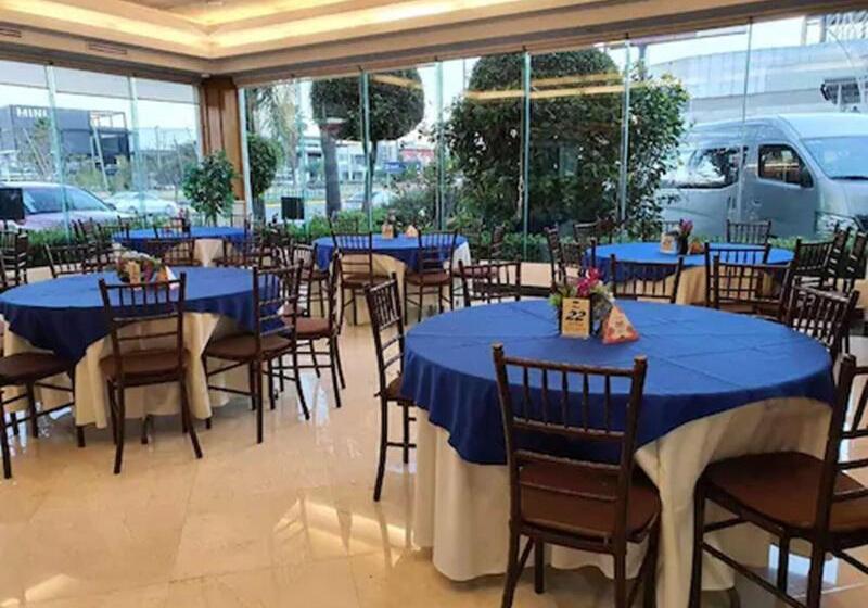 هتل Villa Florida Puebla