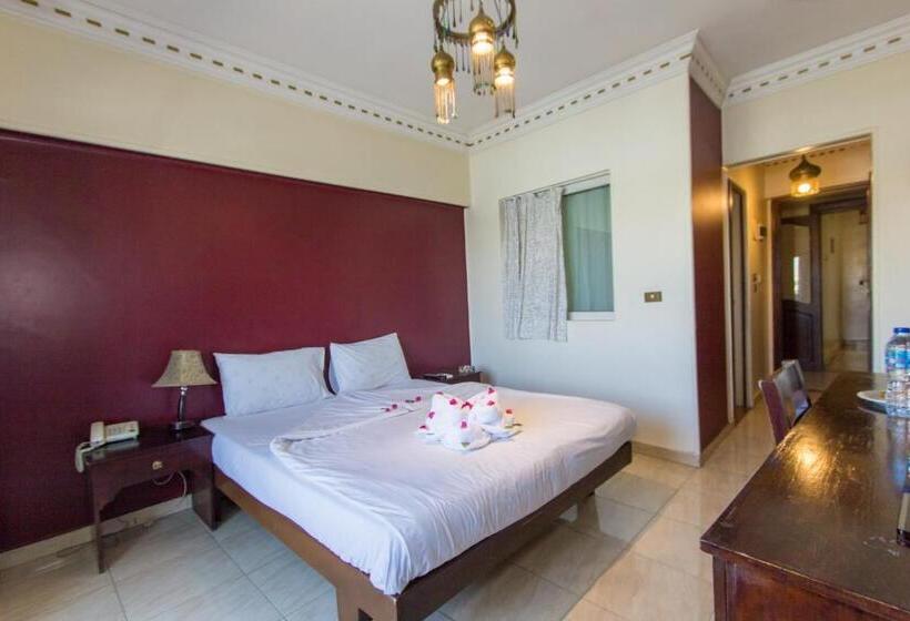 Philae Hotel Aswan