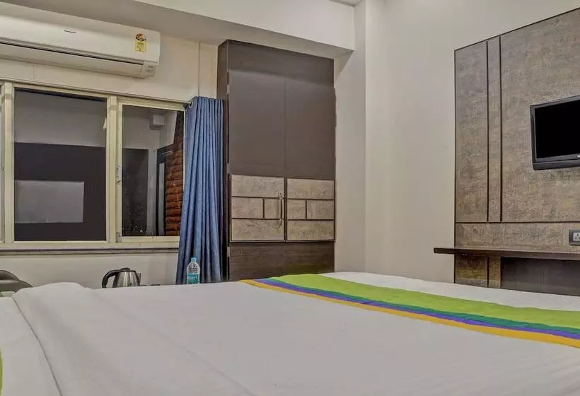 Treebo Trend Hotel Dua Continental