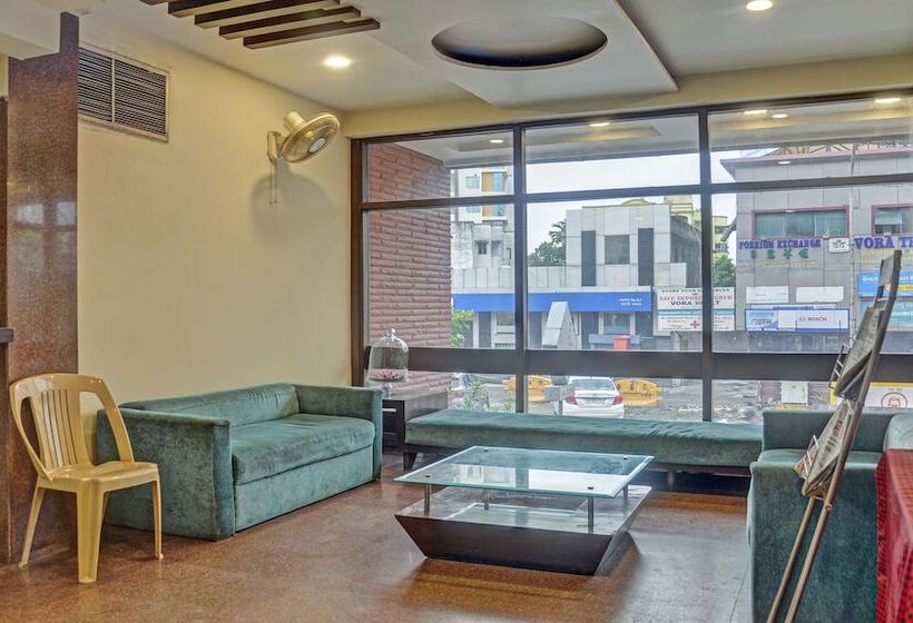 Treebo Trend Hotel Dua Continental