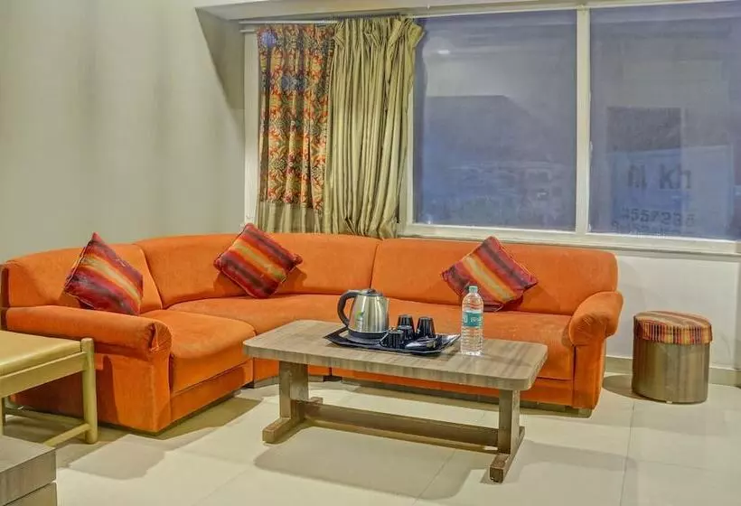 Treebo Trend Hotel Dua Continental