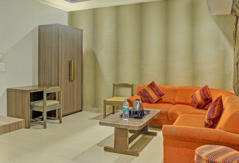 Treebo Trend Hotel Dua Continental