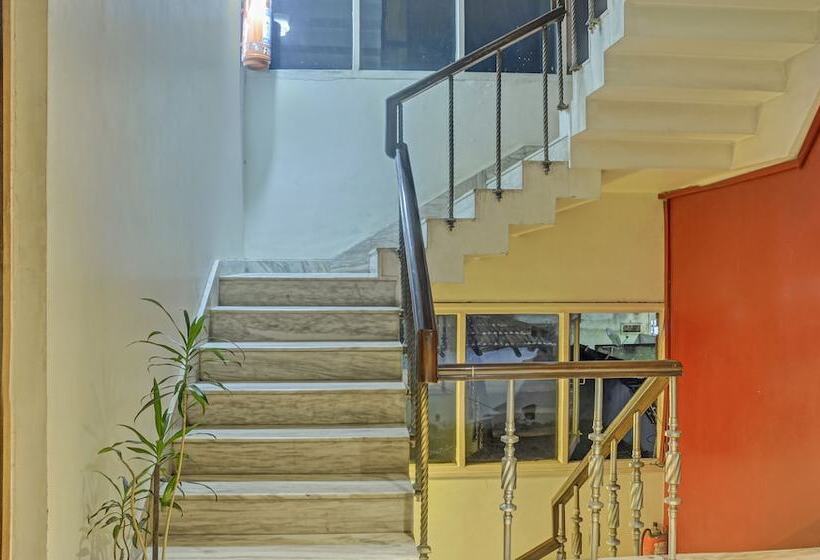 Treebo Trend Hotel Dua Continental