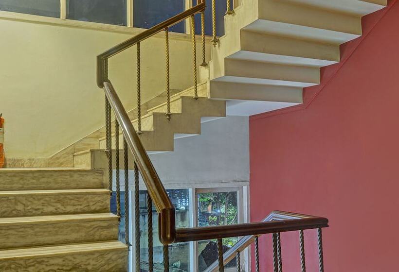 Treebo Trend Hotel Dua Continental