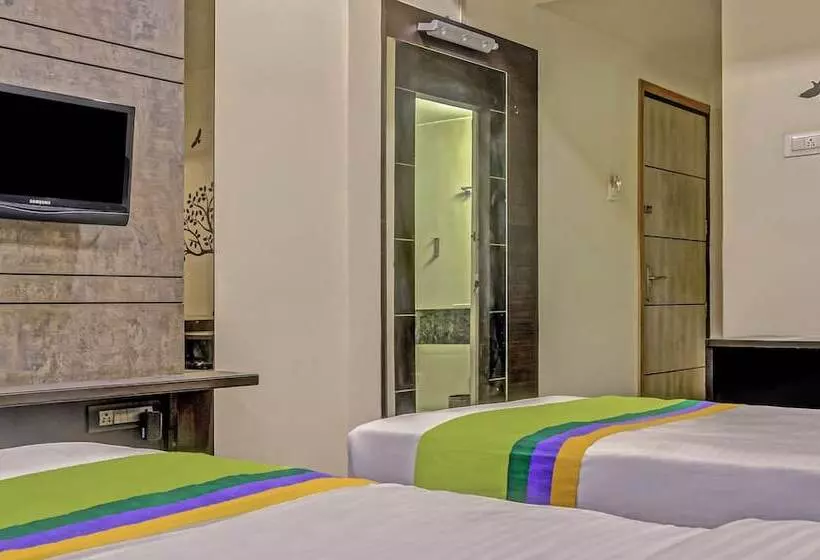 Treebo Trend Hotel Dua Continental