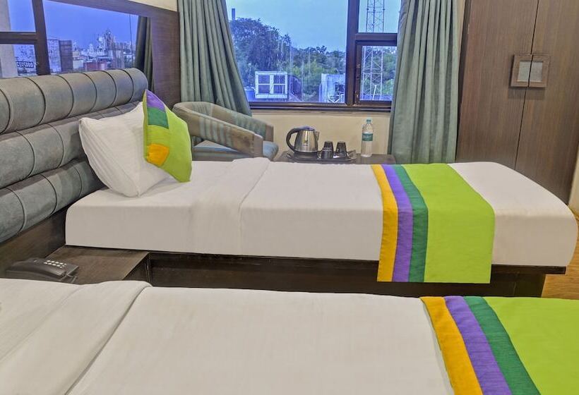 Treebo Trend Hotel Dua Continental