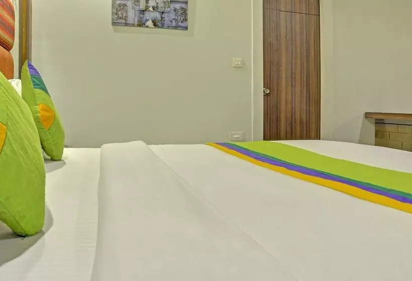 Treebo Trend Hotel Dua Continental