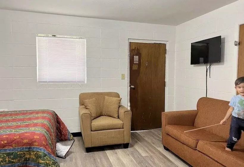 Hotelli Driftwood Inn And Lodge By The Lake