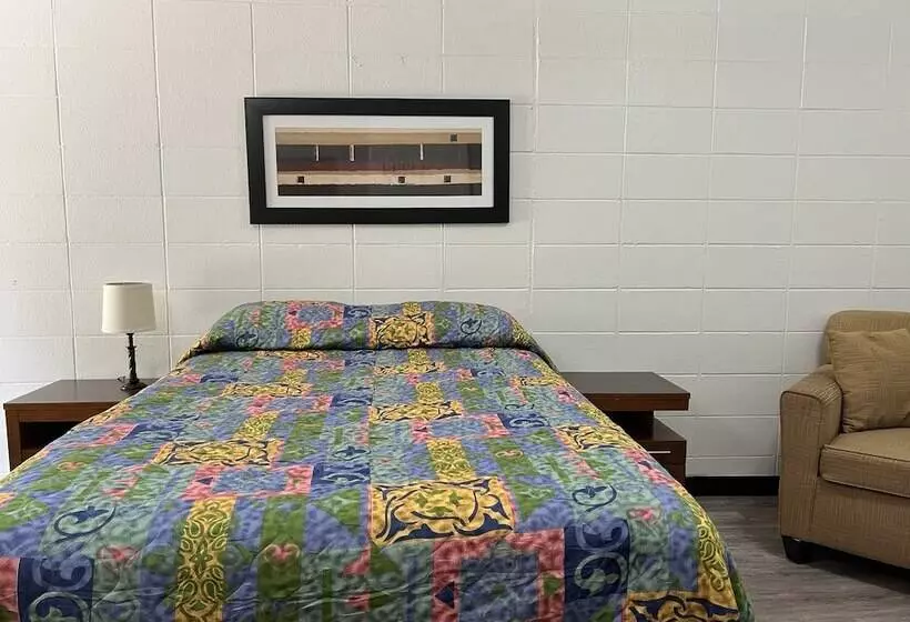 Hotelli Driftwood Inn And Lodge By The Lake