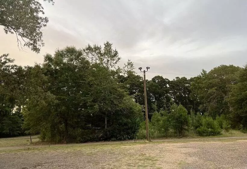 Hotelli Driftwood Inn And Lodge By The Lake